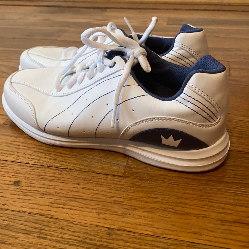 Brunswick bowling shoes